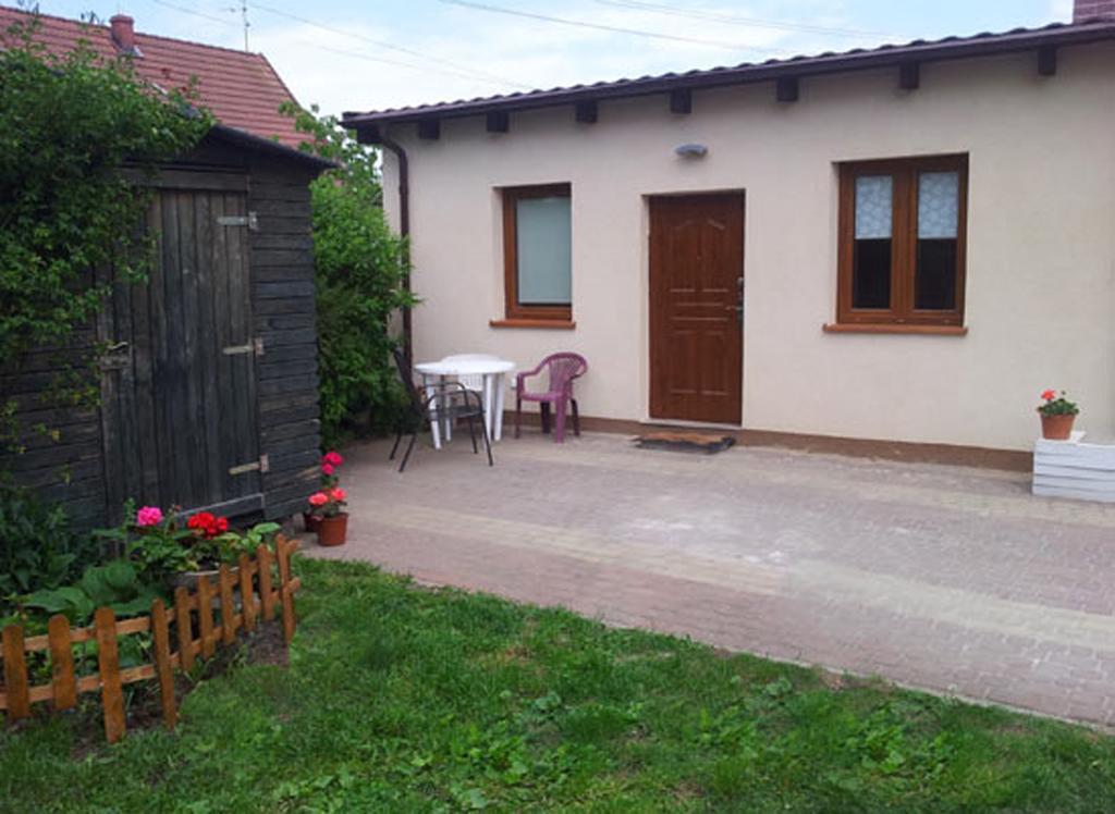Cozy Apartment With Garden Gdansk Exterior photo